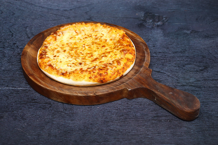 Margherita Fresh Pan Pizza