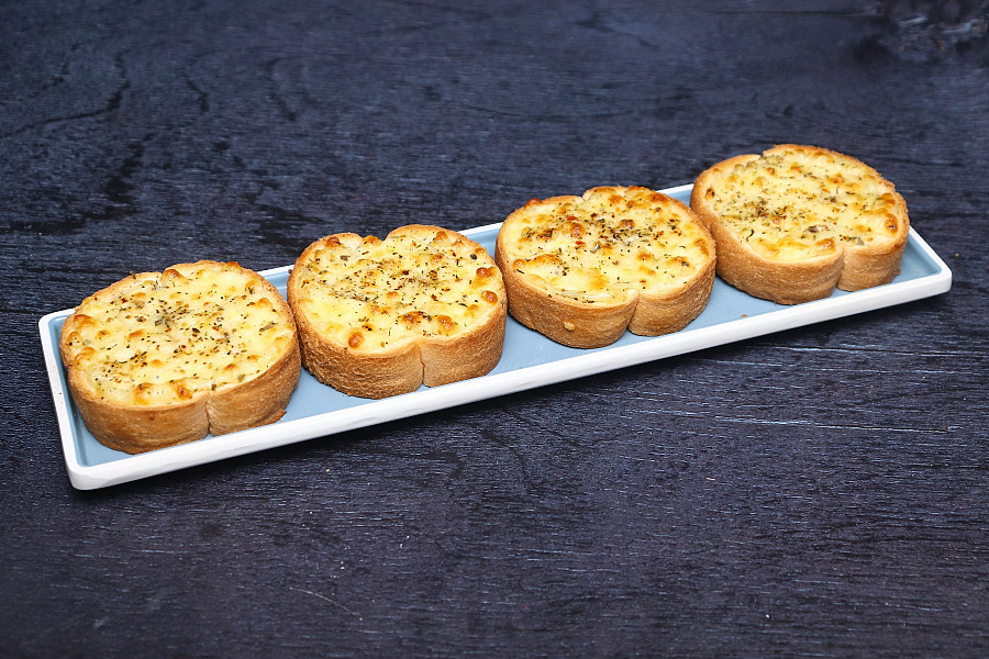 Cheese Loaded Garlic Bread