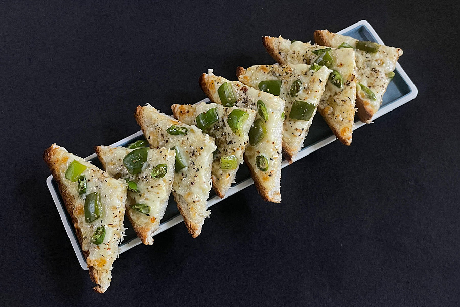 Cheese Chili Toasties