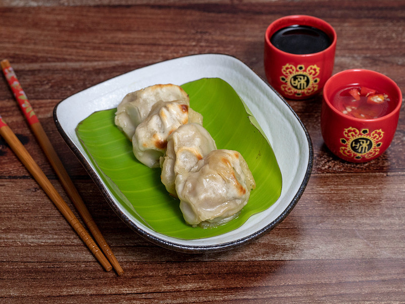 Corn And Cheese Momo [6 Pieces]