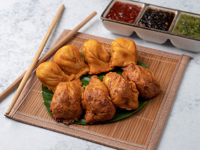 Chicken Platter Tandoori Momos [8 Pieces]