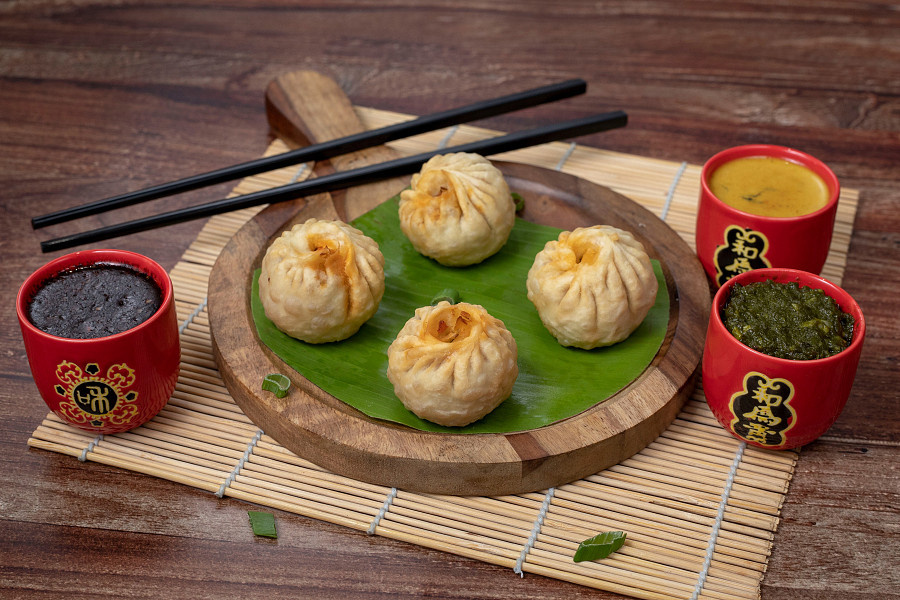 Simple Veg Baked Momo [6 Pieces]